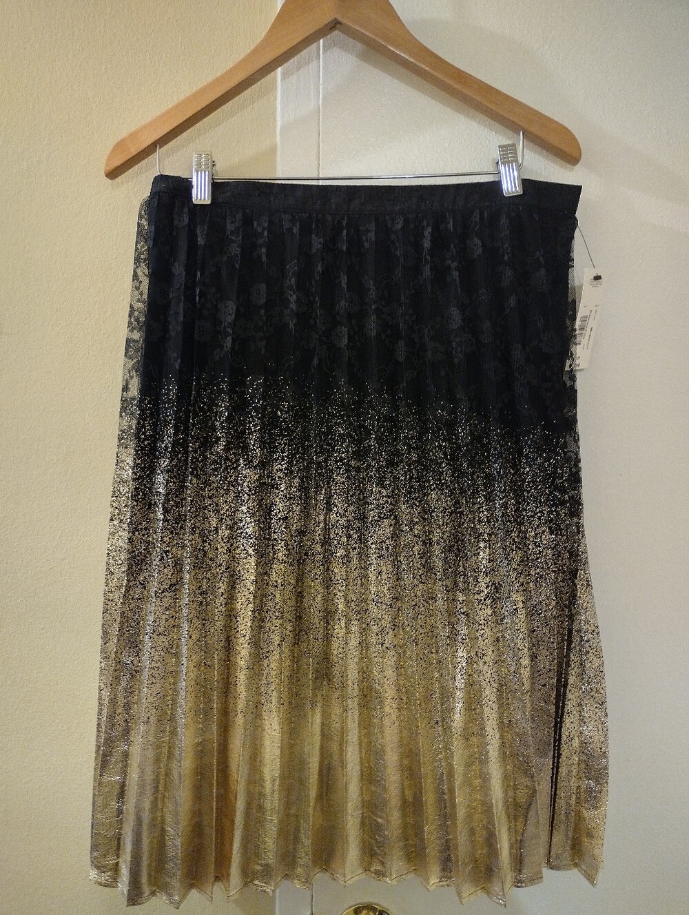 Worthington Black and Gold Foil Lace Ombre Pleated Midi Skirt